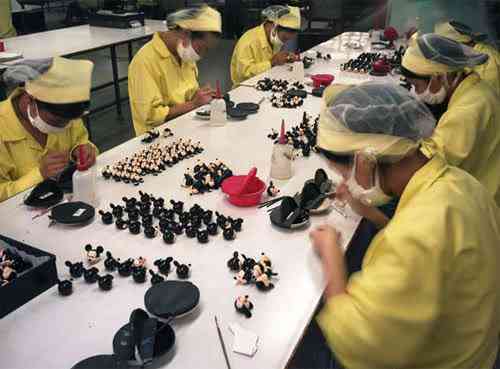 chinatoyfactory16.jpg