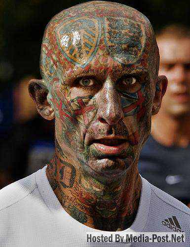 562504intat3 Sessão pesadelo: Caras tatuadas