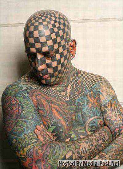 562504intat9 Sessão pesadelo: Caras tatuadas