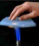 Aerogel aerogel flame | Ciência | espacial, incrível, materiais, Tecnologia