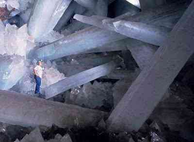 Fortaleza da Solidão 070409 crystal cave | Incrível | cristais, gigantes, incrível
