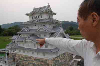 O homem e seu castelo mini himeji5 | Curiosidades | Arte, curioso, escultura, incrível, japão, miniatura