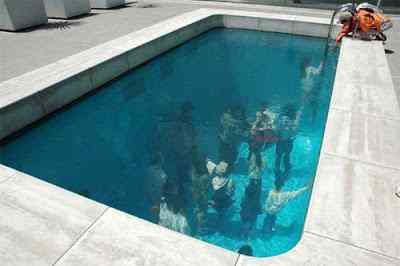 Idéia genial - Trabalhar na piscina (no fundo) underwaterpool01 | Arte | arquitetura, Arte, arte contemporânea, incrível