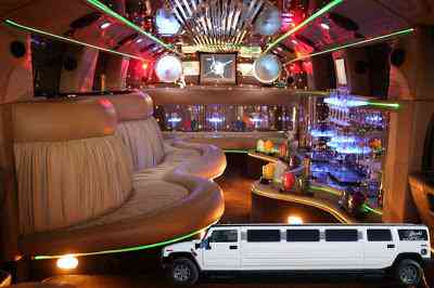 limusine: Carros para abalar Bangu, Madureira e até Nova Iguaçu hummer limo | Bizarro | bizarrice, bizarro, carros, curioso, incrível