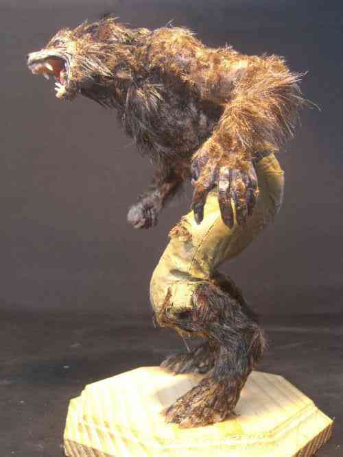 Boneco - Lobisomem Sinistro Parte IV lobpelo13 | Arte | Arte, boneco, bonecos, criaturas, curioso, dicas, escultura, lobisomem