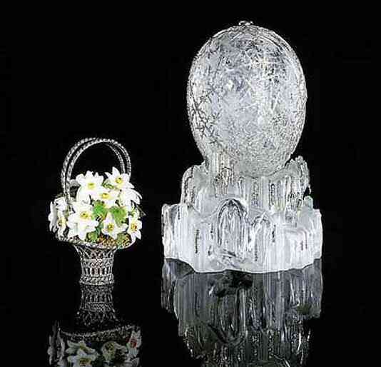 Kinderovo do Czar winter | Bizarro | bizarro, curioso, diamantes, incrível, joia, russo, Textos