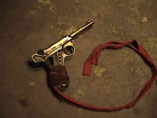 A história da Luger dourada Luger | Curiosidades | armas, curioso, guerra, Textos