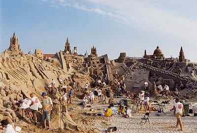 Incríveis esculturas de areia Sand | Arte | ali, Arte, chuva, coms, envolve, escultura, esculturas, imagem, imagens, incrível, lugares, memórias, nem, o vento, obras de arte, pessoas, sonhos, tempo, tempos, trabalho, você pode