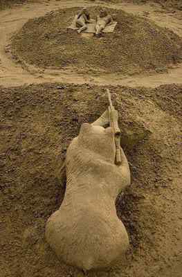 Incríveis esculturas de areia Sand Sculptures 27 | Arte | ali, Arte, chuva, coms, envolve, escultura, esculturas, imagem, imagens, incrível, lugares, memórias, nem, o vento, obras de arte, pessoas, sonhos, tempo, tempos, trabalho, você pode