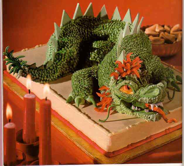 Bolo para viciado em Star Wars e outros bolos bizarros dragon1 | Arte | Arte, bizarro, curioso, escultura, estranho, incrível, maluco