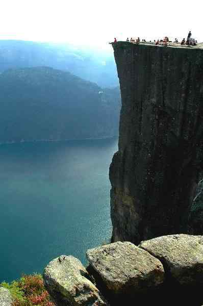 Conheça Pulpit rock norway 13 | Curiosidades | curioso, incrível, montanha, noruega