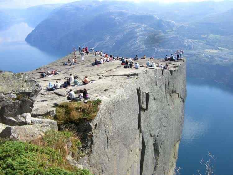 Conheça Pulpit rock norway 17 | Curiosidades | curioso, incrível, montanha, noruega