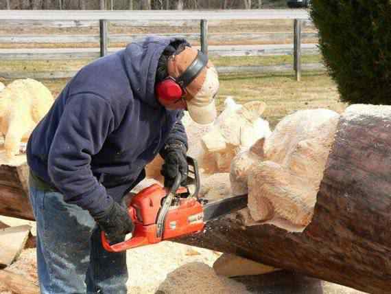 O fera da motoserra real arts of woodcarving08 | Arte | árvores, boni, brincar, caiu, dele, estes, fala, foi, imagens, madeira, perdeu, senhor, serra, tempo, tempos, trabalho, tudo, uma