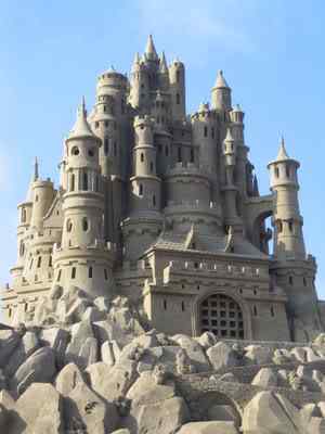 Incríveis esculturas de areia sand castle | Arte | ali, Arte, chuva, coms, envolve, escultura, esculturas, imagem, imagens, incrível, lugares, memórias, nem, o vento, obras de arte, pessoas, sonhos, tempo, tempos, trabalho, você pode