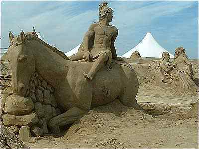 Incríveis esculturas de areia warriorsandsculpture | Arte | ali, Arte, chuva, coms, envolve, escultura, esculturas, imagem, imagens, incrível, lugares, memórias, nem, o vento, obras de arte, pessoas, sonhos, tempo, tempos, trabalho, você pode
