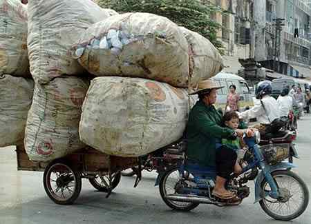 A arte de transportar a96702 load5 | Animais | bicicleta, bizarrice, bizarro, carga, china, curioso, índia, maluco, moto, pesado