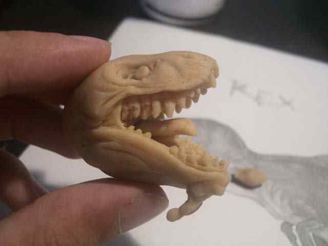 Aqua Rex parte 2 - Cobrindo com massa CIMG0493 | Arte | Arte, boneco, dicas, dinossauro, escultura, monstro