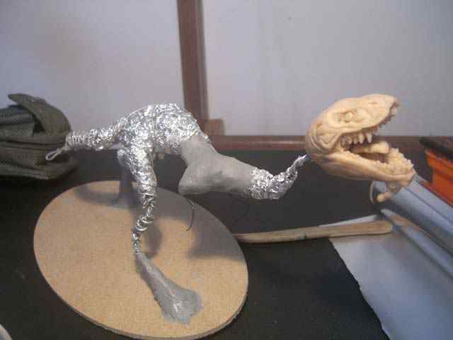 Aqua Rex parte 2 - Cobrindo com massa CIMG0497 | Arte | Arte, boneco, dicas, dinossauro, escultura, monstro