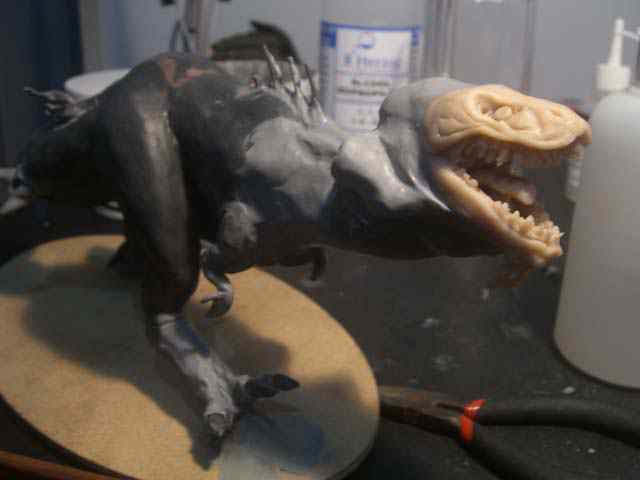 Aqua Rex parte 2 - Cobrindo com massa CIMG0533 | Arte | Arte, boneco, dicas, dinossauro, escultura, monstro