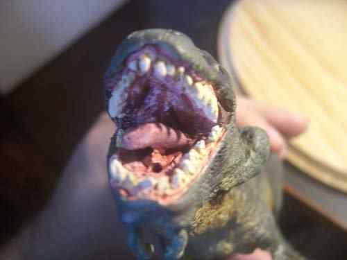 Aqua Rex 4 - Finalização e pintura CIMG0819 | Arte | dicas, dinossauro, escultura, massa, monstro
