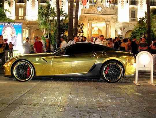 Ferrari de ouro! image015141415 | Bizarro | carro, curioso, ferrari, incrível, ouro