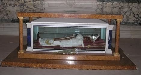 Encontrado o prego que prendeu Jesus Cristo na cruz? picture295 1 tm | Bizarro | bizarro, curioso, estranho, horrível, morte, religião, sinistro