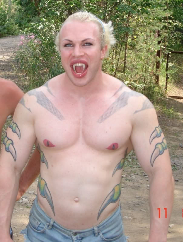 Pessoas esquisitas que só queriam ser diferentes 4dd | Bizarro | bizarrice, bizarro, curioso, incrível, tatoo