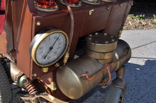 A cadeira de rodas do Professor Xavier Steampunk Photobucket