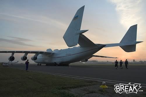 Mundo gigante - Um apanhado de coisas gigantes da web Photobucket