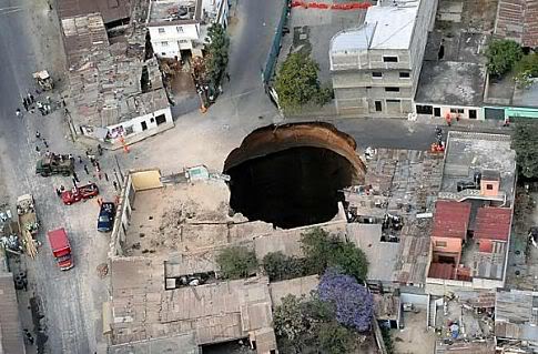 Mundo gigante - Um apanhado de coisas gigantes da web Photobucket