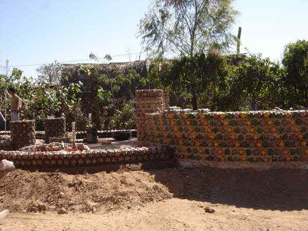 Casa feita com garrafas pet Photobucket