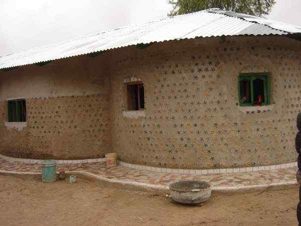 Casa feita com garrafas pet Photobucket