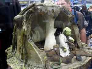 4825958914_7971b4b319_b 4825958914 7971b4b319 b | Arte | arquitetura, casa, curioso, design, incrível, lua, NASA, star wars, yoda