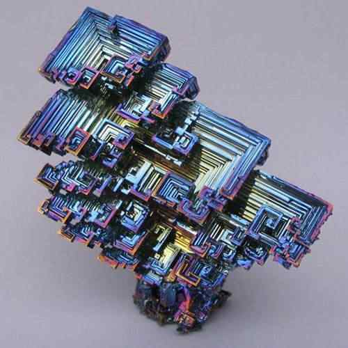 large_bismuth_crystal large bismuth crystal | Curiosidades | curioso, geologia, material
