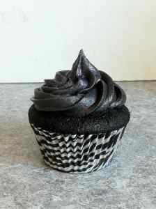 Frango preto, um rango meio bizarro cupcake