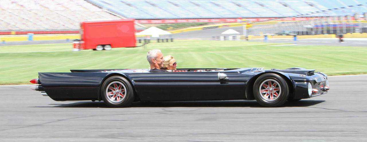 O carro mais rebaixado do mundo 0_f7e23_ec14741_orig