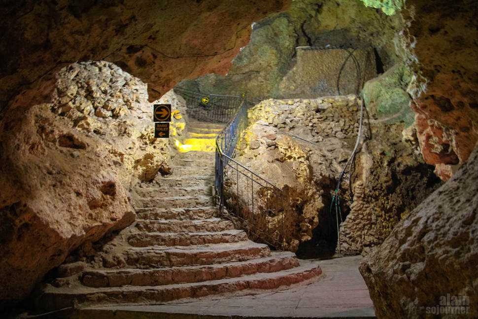 Boate na caverna Disco-Ayala-Cave-Trinidad-Cuba-4