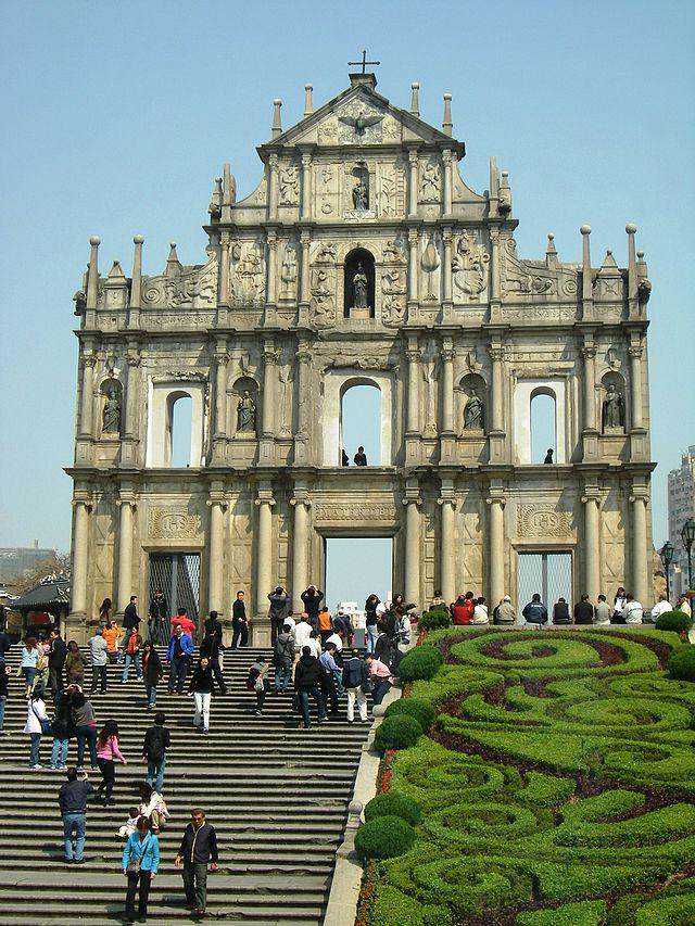 A Estranha Macau: A Las Vegas do Oriente e os Cafés-Miau igreja2