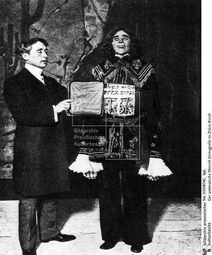 Enigmarelle Der automatische Mensch Enimagrelle im Zirkus Busch