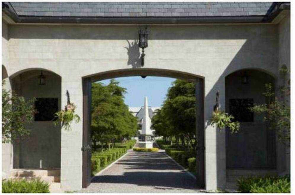 A Casa de 8 milhões de dólares IS-4ws4icpqekil