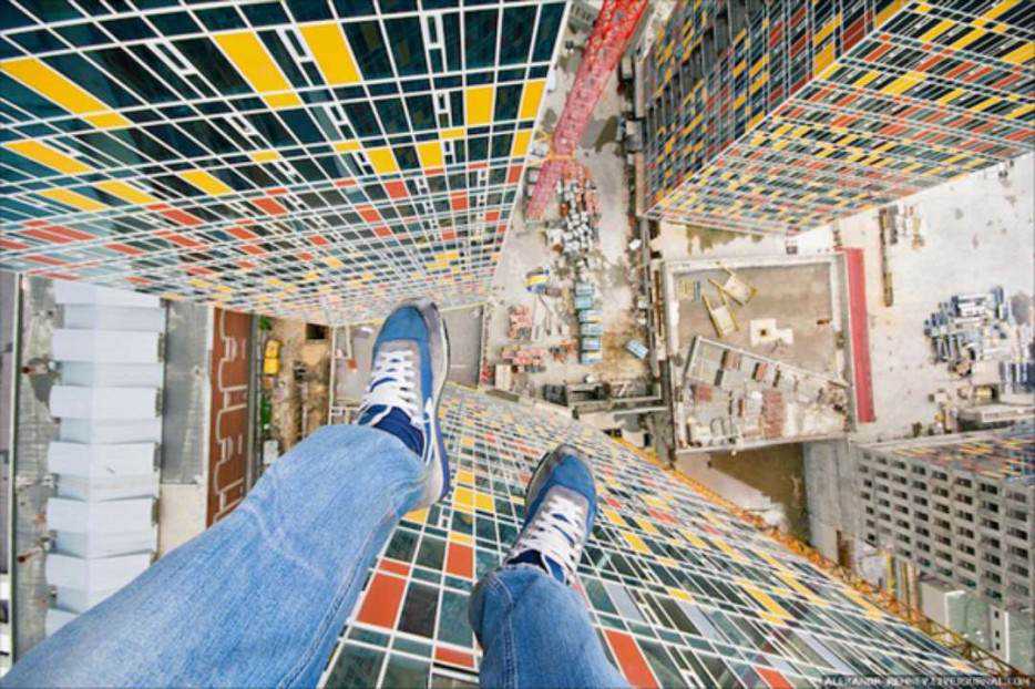 Escaladores urbanos e suas fotos tão arriscadas que dão calafrios! 5110-934x