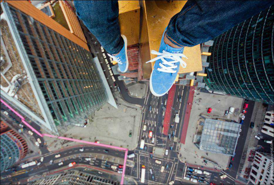 Escaladores urbanos e suas fotos tão arriscadas que dão calafrios! 532-934x