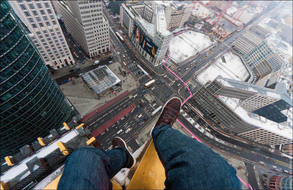 Escaladores urbanos e suas fotos tão arriscadas que dão calafrios! 771-934x