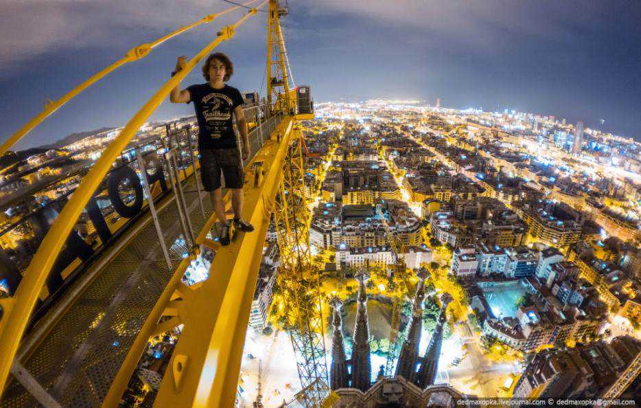 Escaladores urbanos e suas fotos tão arriscadas que dão calafrios! 791-934x