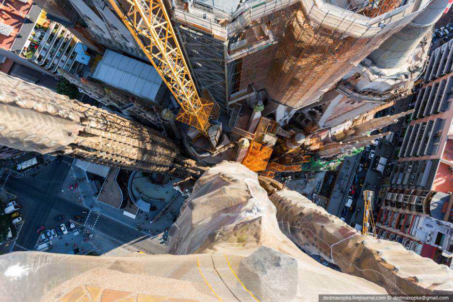 Escaladores urbanos e suas fotos tão arriscadas que dão calafrios! 841-934x