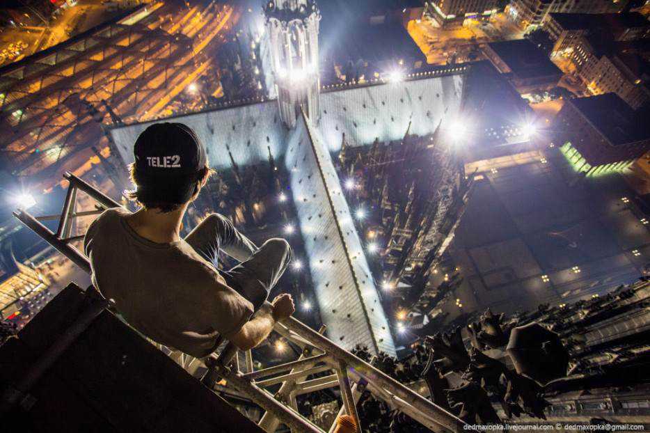 Escaladores urbanos e suas fotos tão arriscadas que dão calafrios! 871-934x