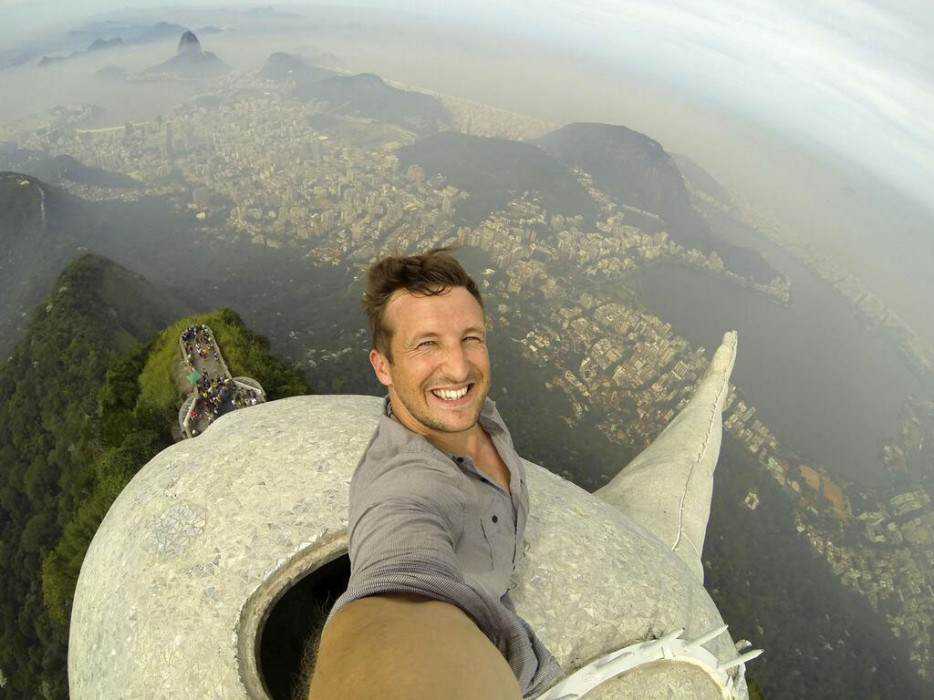 Escaladores urbanos e suas fotos tão arriscadas que dão calafrios! 981-934x