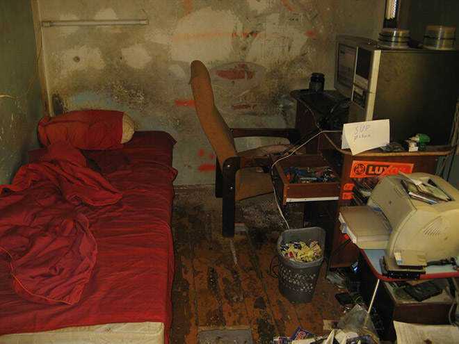 Home Office da depressão neckbeard-nest10