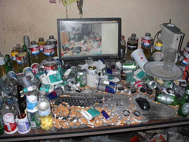 Home Office da depressão neckbeard-nest8