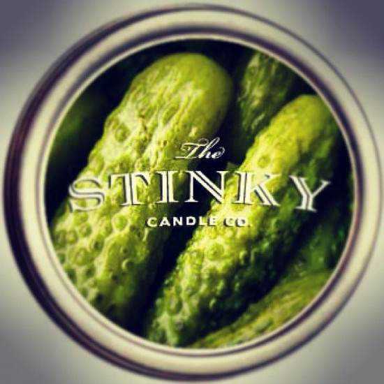 Velas não exatamente perfumadas Stinky-candle-company21-550x550